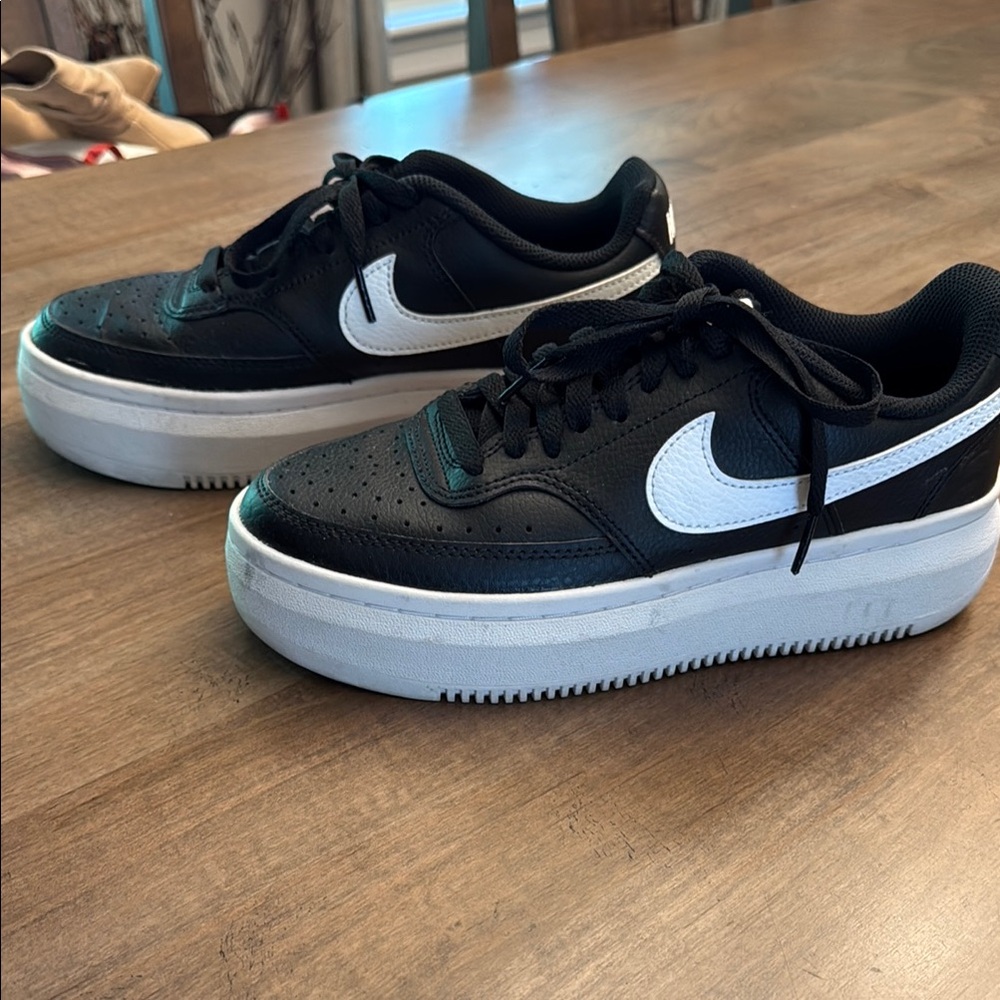 Nike Black and White Athletic Shoes